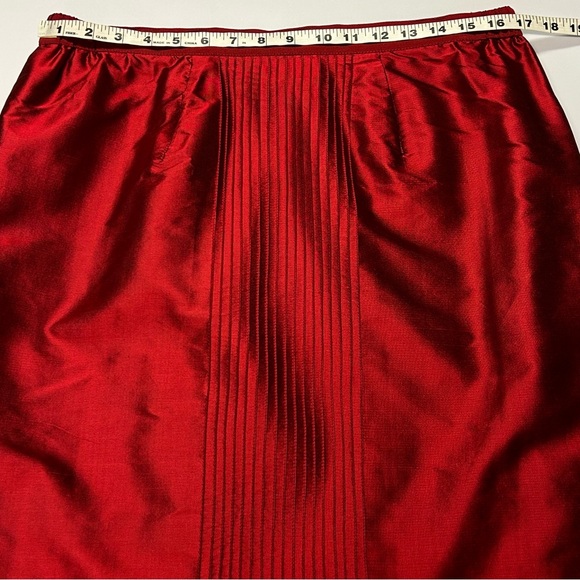 Vintage Womens 100% Silk Midi Skirt Size 12 M Straight Metallic Red Holiday Luxe - Picture 7 of 9